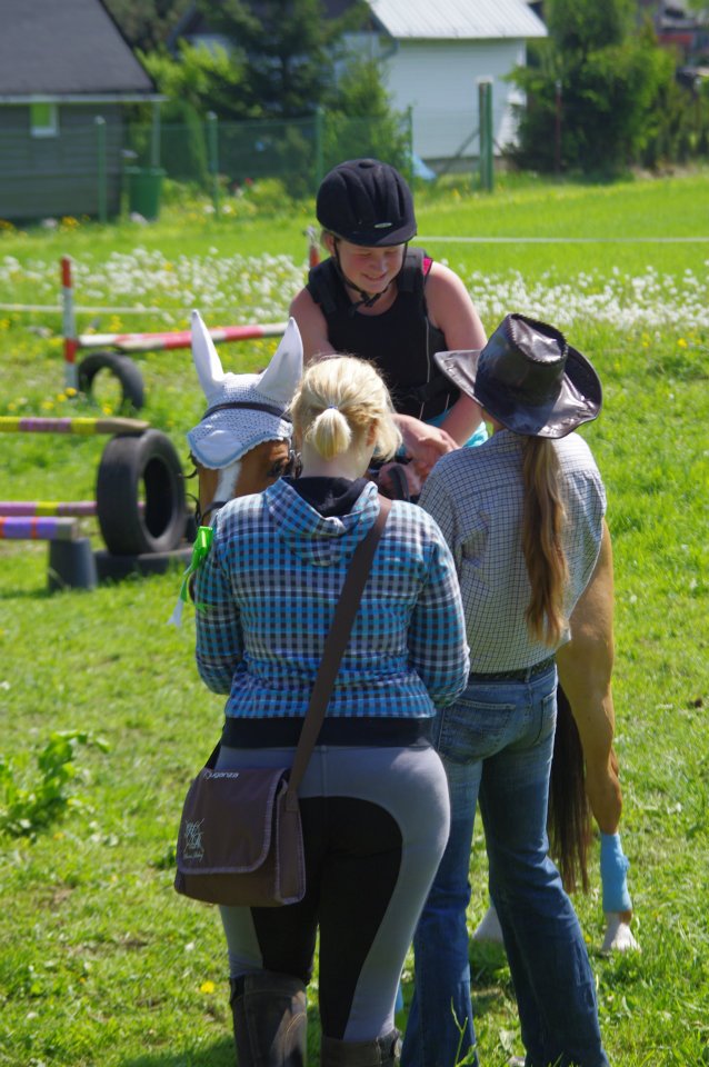 72908_401464059894291_100000921000593_1147995_806534177_n