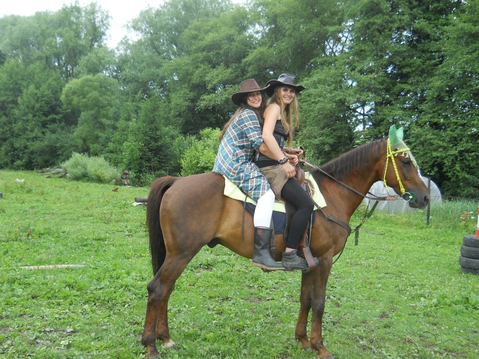 198313_2270332574949_517857735_n