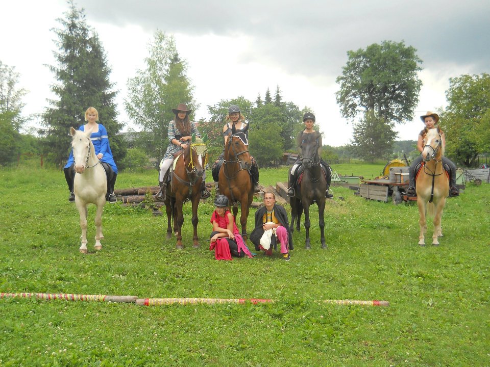 560348_2270329214865_491223409_n