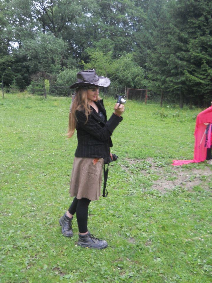 598848_2270328414845_1987428111_n